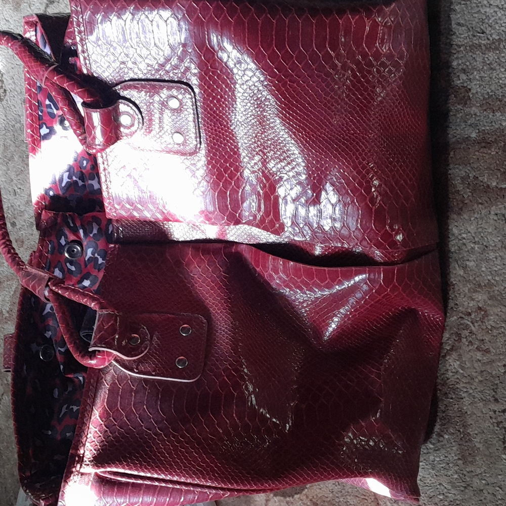 Large Red Snakeskin Elizabeth Arden purse with red leopard print interior